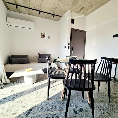 Apartament Gm62 Suites *